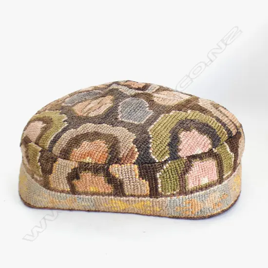 Embroidered Jewish bokhara cap.